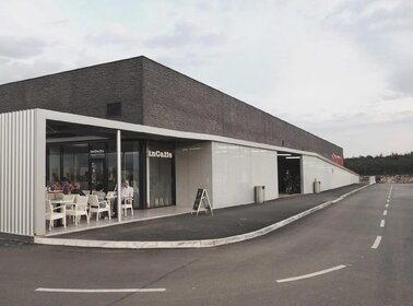 Shopping center Omišalj