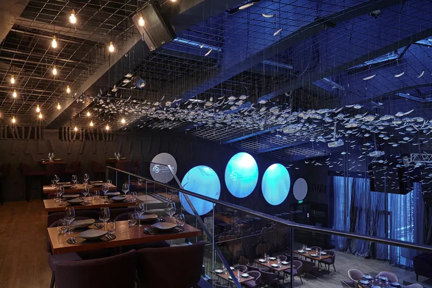 Restaurant and bar 45th Parallel