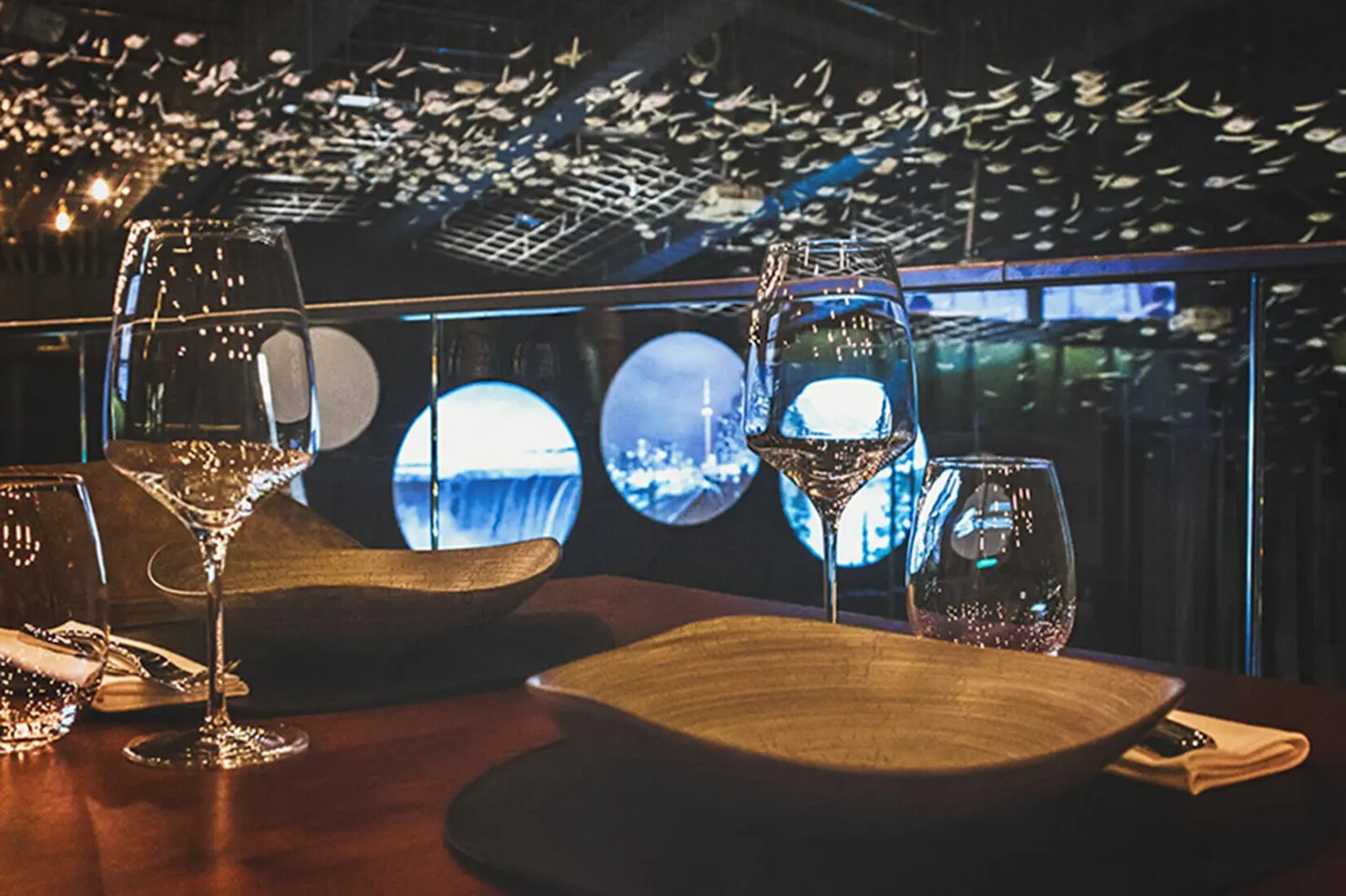 Restaurant and bar 45th Parallel