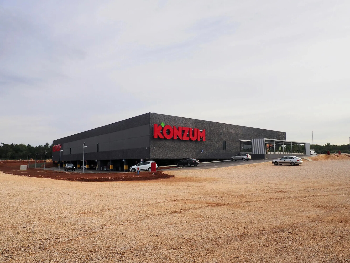 Shopping center Omišalj